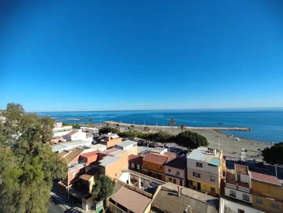 Cozy Flat Near El Palo - Bosque Apartment