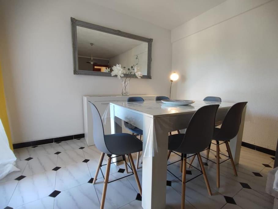 Cozy Flat Near El Palo - Bosque Apartment *